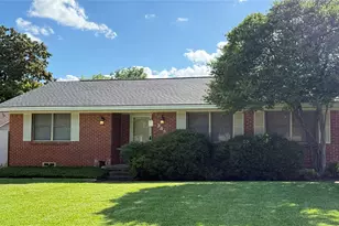 3537 Rockbluff Dr, Dallas, TX 75227 - Photo 1