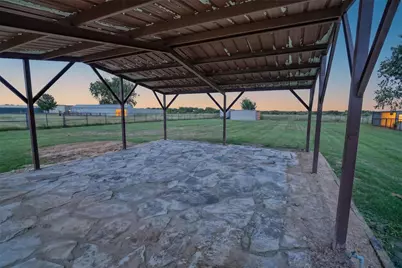 2270 Mitchell Road, Krum, TX 76249 - Photo 23