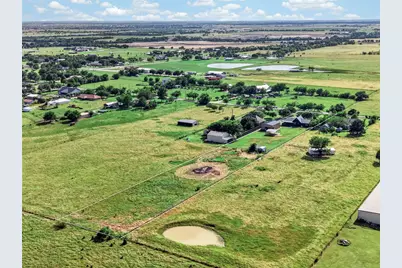 2270 Mitchell Road, Krum, TX 76249 - Photo 25