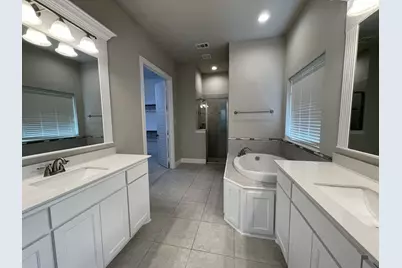 4500 Moores Landing, Arlington, TX 76016 - Photo 9