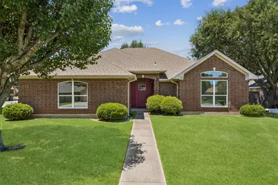 216 Point Circle, Pilot Point, TX 76258 - Photo 1