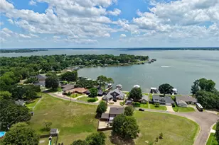 131 San Felipe Dr, Mabank, TX 75156 - Photo 33