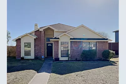833 Weaver Street, Cedar Hill, TX 75104 - Photo 1