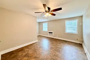1004 Gregg St, Denton, TX 76201 - Photo 7