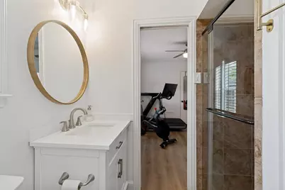 8815 Larchwood Drive, Dallas, TX 75238 - Photo 19