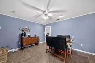 813 E Clinton Ave, Athens, TX 75751 - Photo 17