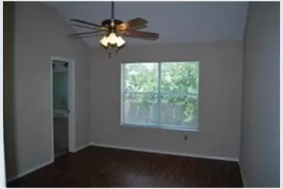 325 Angelina Drive, Arlington, TX 76018 - Photo 5