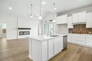 685 Red Maple Rd, Waxahachie, TX 75165 - Photo 15