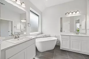 685 Red Maple Rd, Waxahachie, TX 75165 - Photo 27