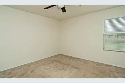 1106 Lady Bird Street, Ennis, TX 75119 - Photo 7