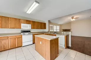 1629 Thornhill Ln, Little Elm, TX 75068 - Photo 13