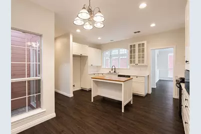 9213 Cedardale Drive, Plano, TX 75025 - Photo 11