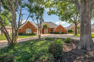 325 Mariah Bay Dr, Heath, TX 75032 - Photo 1