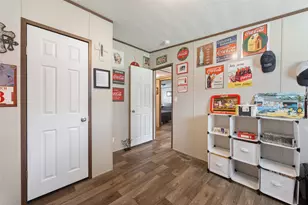 514 Blue Sky Ct, Springtown, TX 76082 - Photo 37
