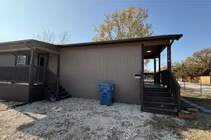 110 Crockett St, Valley View, TX 76272 - Photo 23