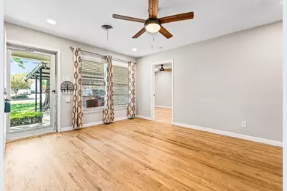 3807 Falls Drive, Dallas, TX 75211 - Photo 7