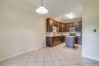 115 Pleasant Oaks Lane, Springtown, TX 76082 - Photo 15