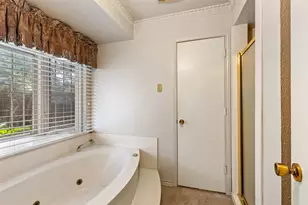 6907 Hillwood Ln, Dallas, TX 75248 - Photo 35