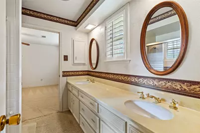 6907 Hillwood Lane, Dallas, TX 75248 - Photo 27