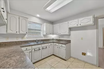 3509 Edgehill Street, Grapevine, TX 76051 - Photo 9