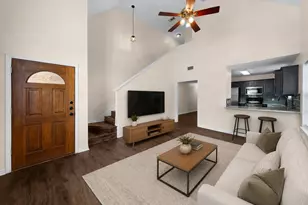 324 N Tolbert Ave, Sherman, TX 75092 - Photo 3
