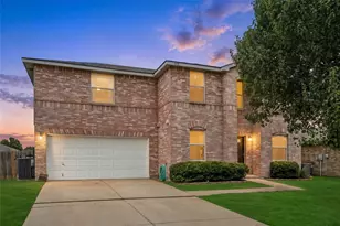 329 Daisy Ln, Burleson, TX 76028 - Photo 1