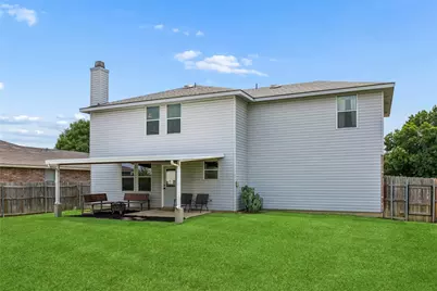 329 Daisy Lane, Burleson, TX 76028 - Photo 17