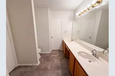10304 Pondwood Drive, Dallas, TX 75217 - Photo 11