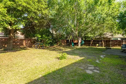 4705 Hampshire Drive, Flower Mound, TX 75028 - Photo 33
