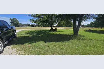148 Whispering Oaks, Mineral Wells, TX 76067 - Photo 3