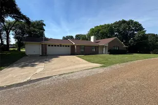 10725 Legg Dr, Kemp, TX 75143 - Photo 1