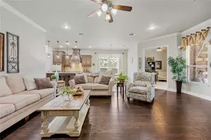 5601 Sunstar Ln, Flower Mound, TX 75028 - Photo 11