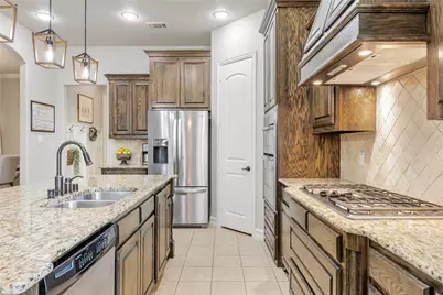 5601 Sunstar Lane, Flower Mound, TX 75028 - Photo 19