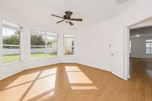 10110 Lakeview Dr, Providence Village, TX 76227 - Photo 11