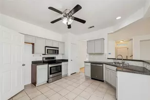 10110 Lakeview Dr, Providence Village, TX 76227 - Photo 13