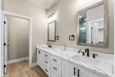 919 SW 3rd Avenue, Mineral Wells, TX 76067 - Photo 21