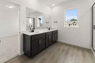 2521 Lost Maples Ln, Dallas, TX 75228 - Photo 11