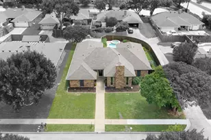 2202 Silver Holly Ln, Richardson, TX 75082 - Photo 3