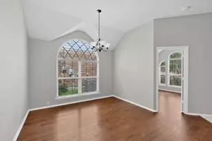 4736 Parkmount Dr, Fort Worth, TX 76137 - Photo 5