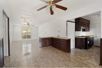 3013 Emmett Street, Dallas, TX 75211 - Photo 3