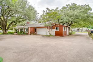 411 S Waco St, Weatherford, TX 76086 - Photo 31