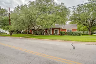 411 S Waco St, Weatherford, TX 76086 - Photo 35