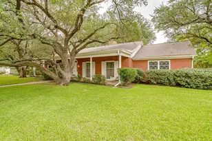 411 S Waco St, Weatherford, TX 76086 - Photo 3