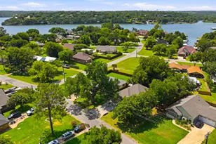 4016 Cherokee Ct, Granbury, TX 76048 - Photo 5