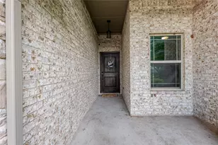 4016 Cherokee Ct, Granbury, TX 76048 - Photo 9