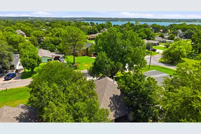 4016 Cherokee Court, Granbury, TX 76048 - Photo 7