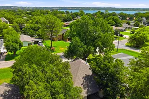 4016 Cherokee Ct, Granbury, TX 76048 - Photo 7