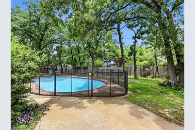 200 Timberlane Terrace, Euless, TX 76039 - Photo 35