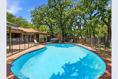 200 Timberlane Terrace, Euless, TX 76039 - Photo 33