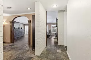 200 Timberlane Terrace, Euless, TX 76039 - Photo 3